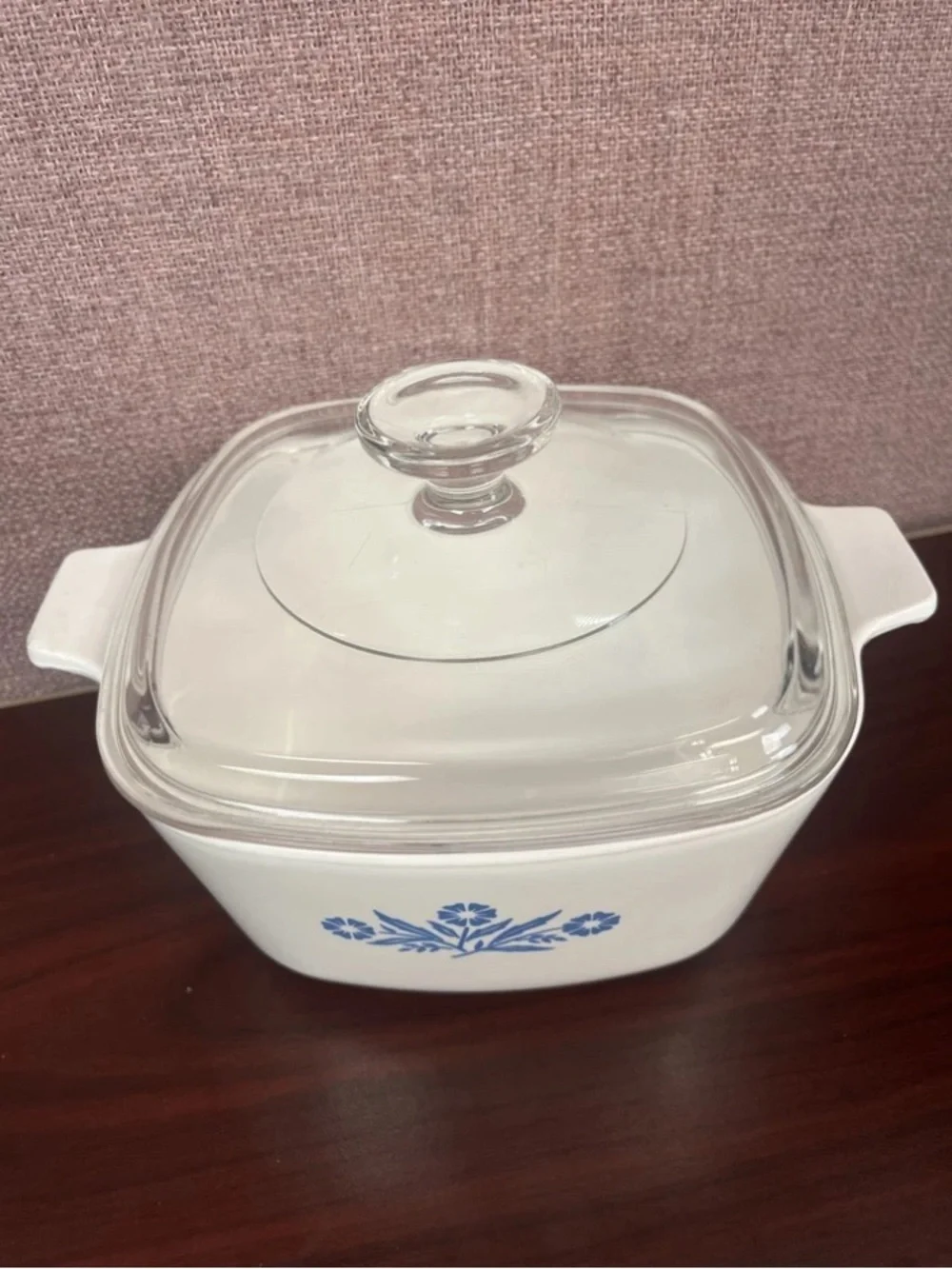Vintage 1960s CORNING WARE Blue Cornflower   Casserole Dish w/ Pyrex Glass Lid